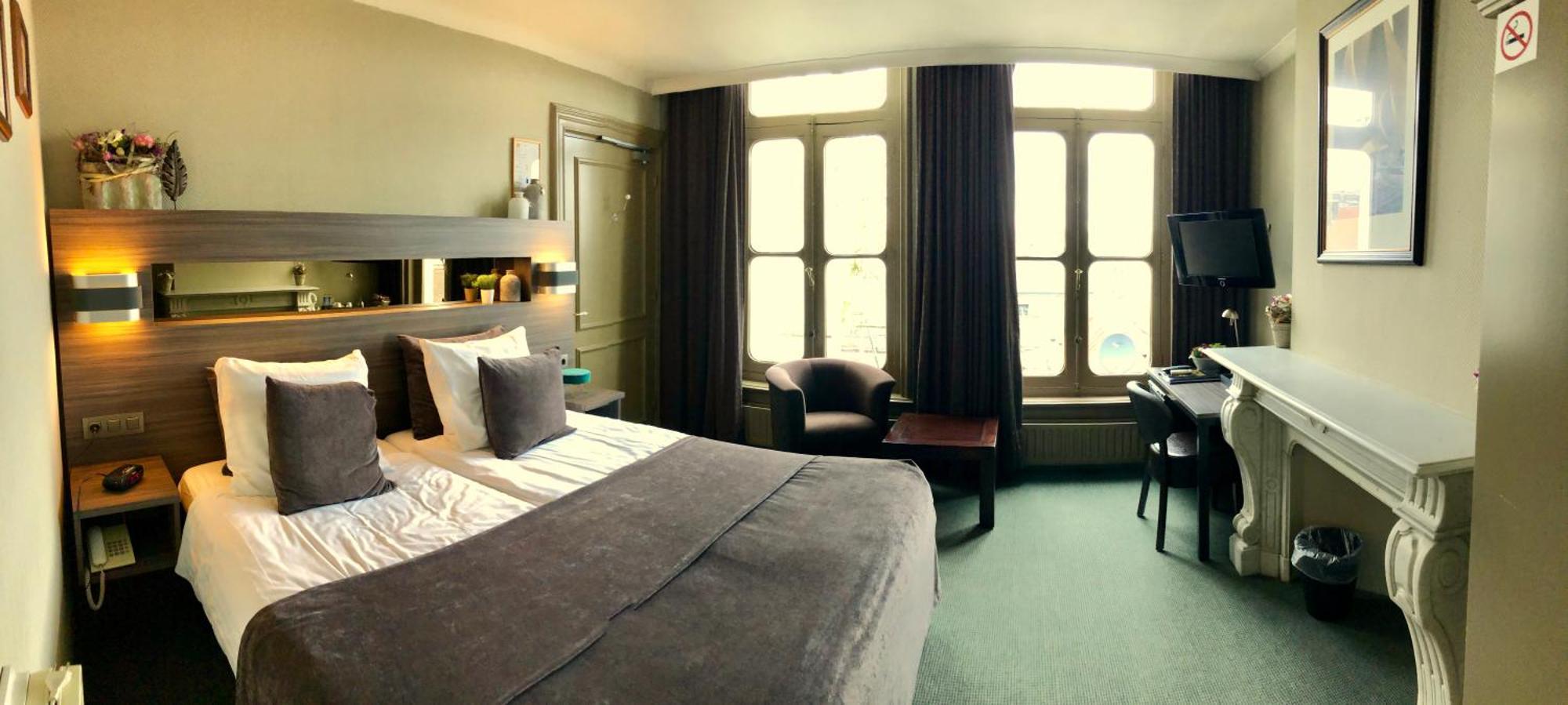 Grand Cafe Hotel De Bourgondier Bergen op Zoom Ngoại thất bức ảnh